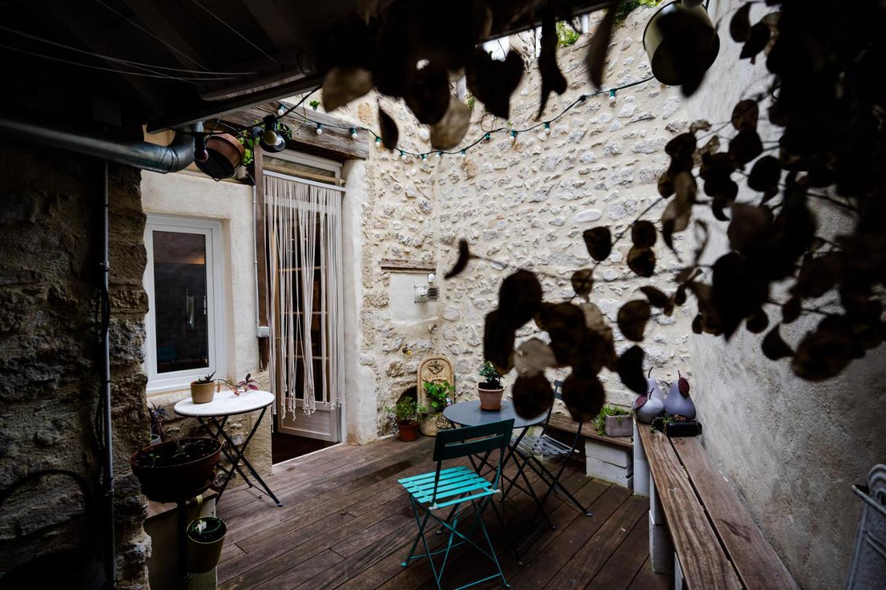 Gite Le Pied Du Geant - Local Securise Pour Les Velos Tournon-sur-Rhone Luaran gambar